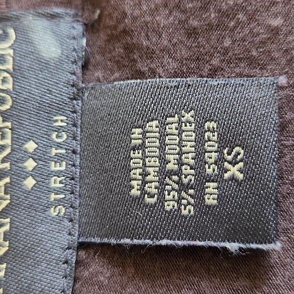 Banana Republic - Picture 6 of 8